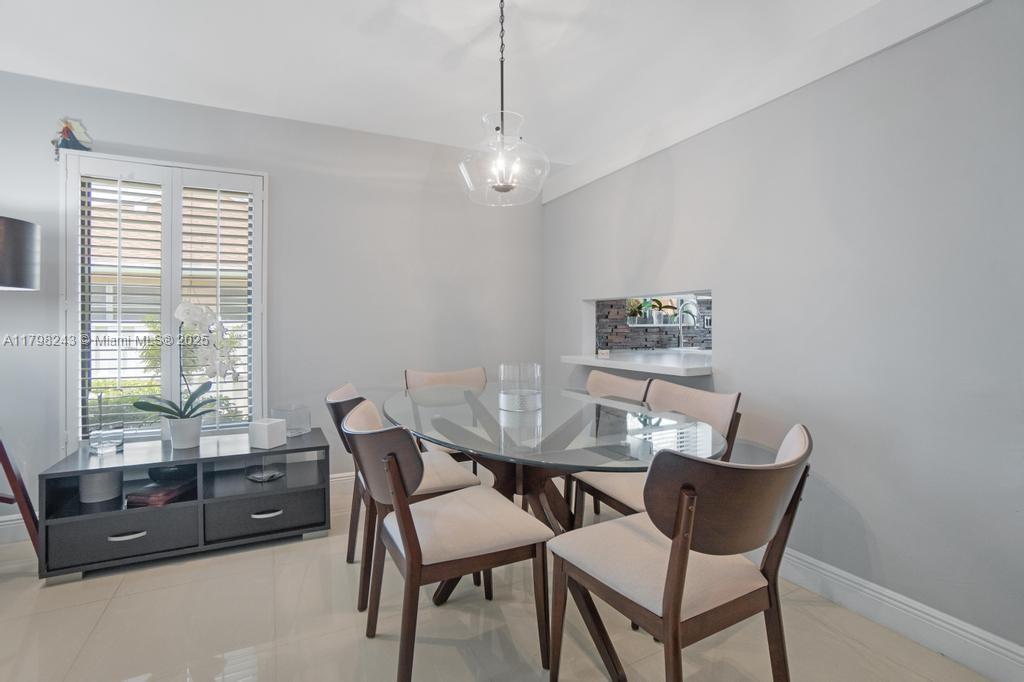 8080 Sweetbriar Way, Boca Raton, Florida image 7