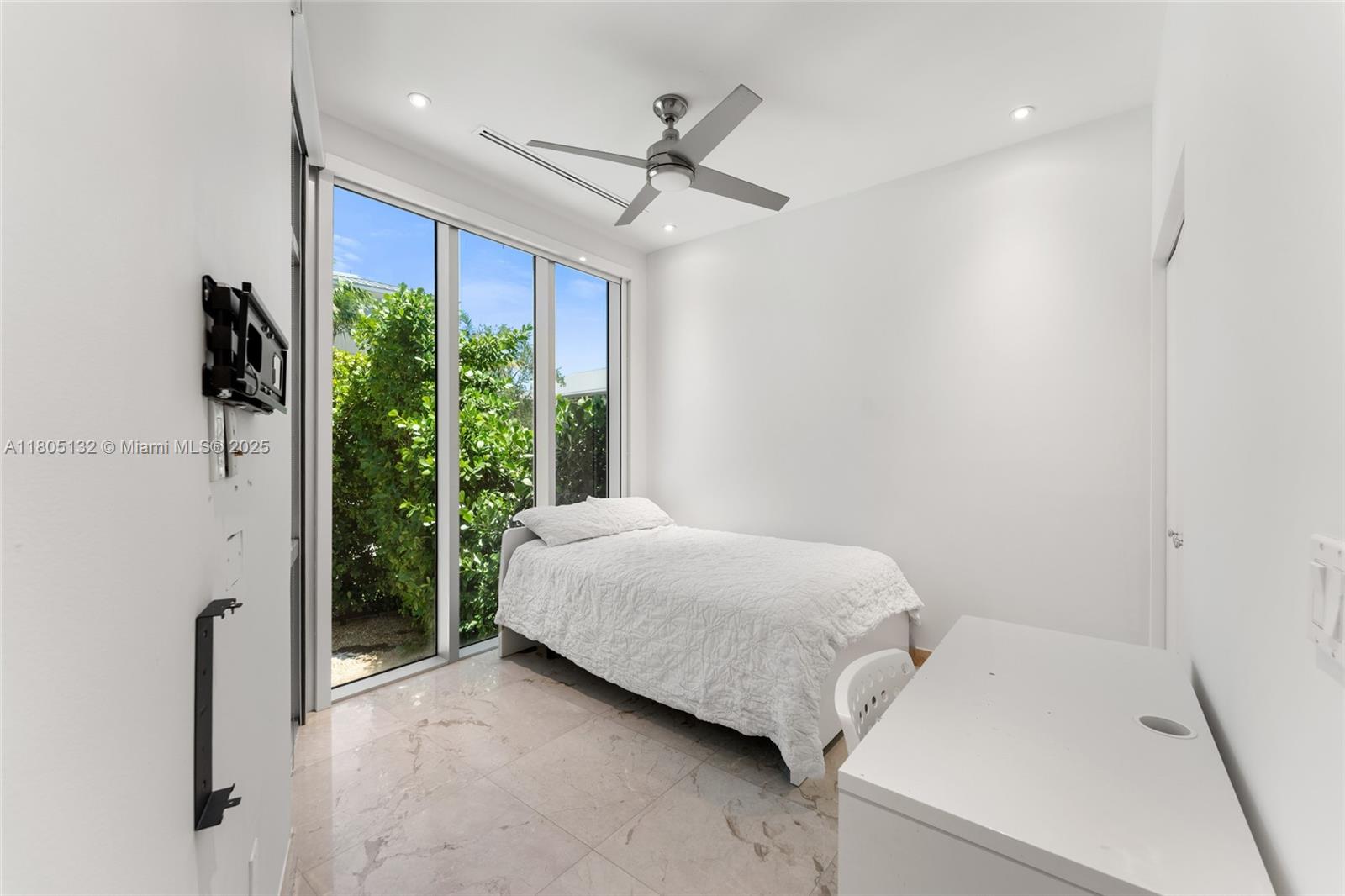 544 Fernwood Rd #544, Key Biscayne, Florida image 25