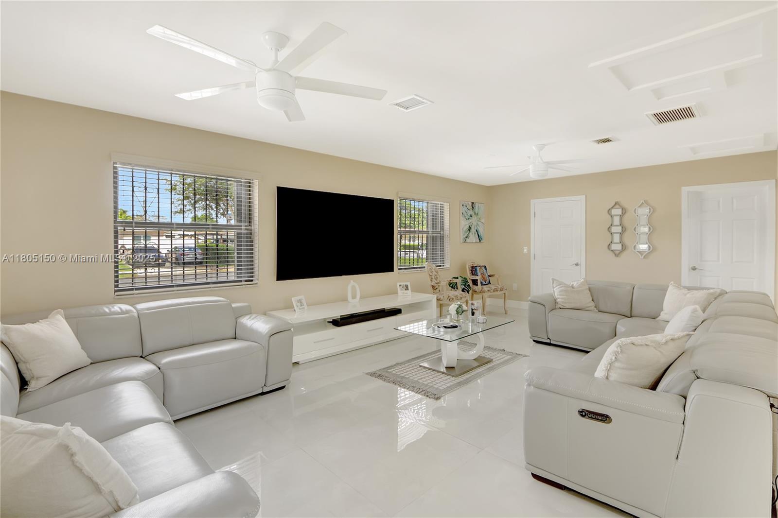 2311 SW 89th Ct, Miami, Florida image 10