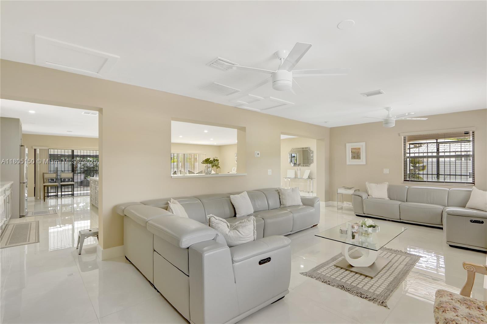 2311 SW 89th Ct, Miami, Florida image 11