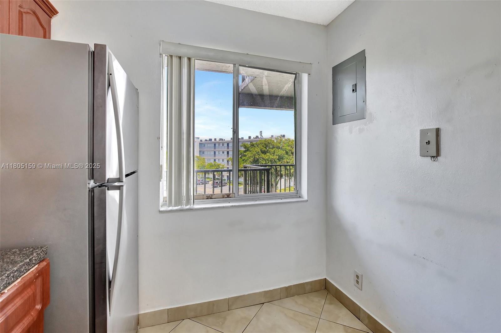 8720 N Sherman Cir #401, Miramar, Florida image 7