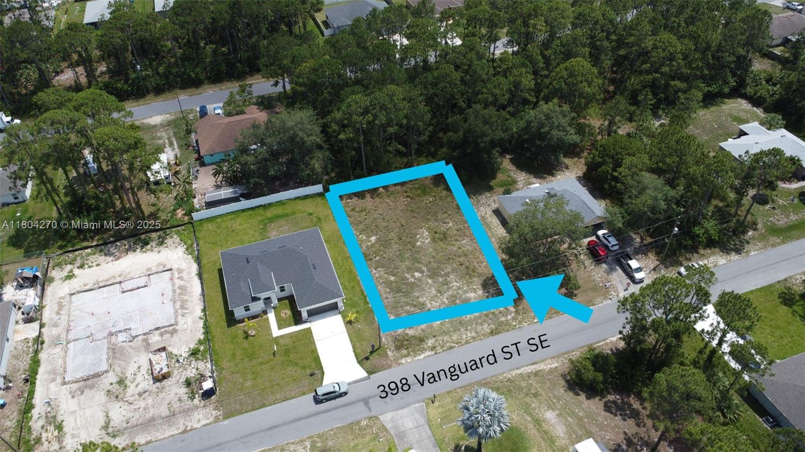 398 Vanguard St Se, Palm Bay, Florida image 2