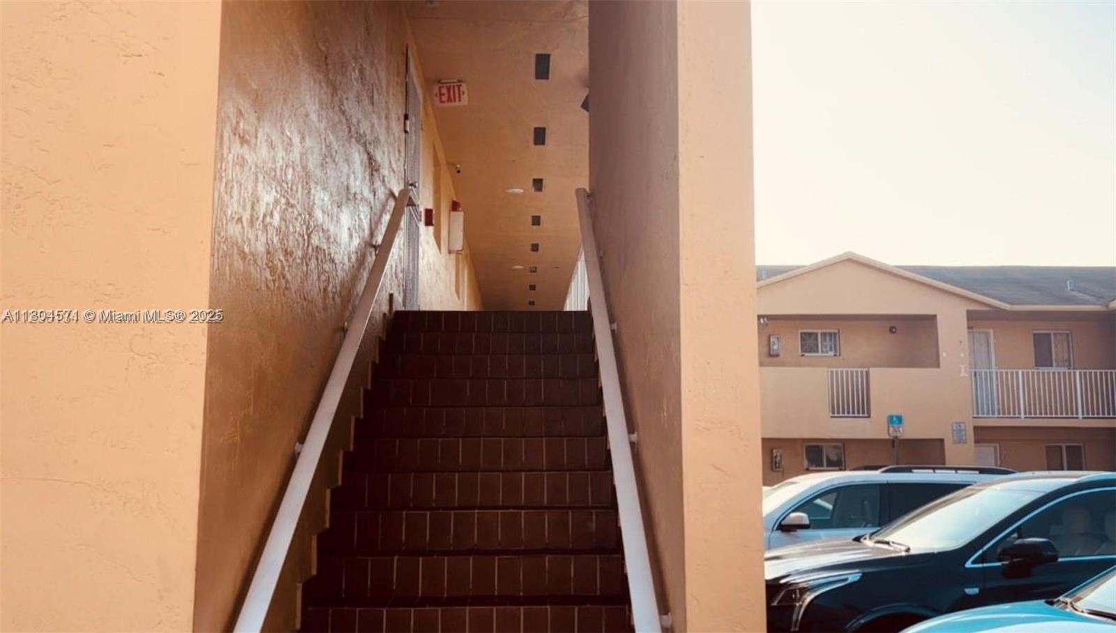 7965 W 30th Ct #210, Hialeah, Florida image 3
