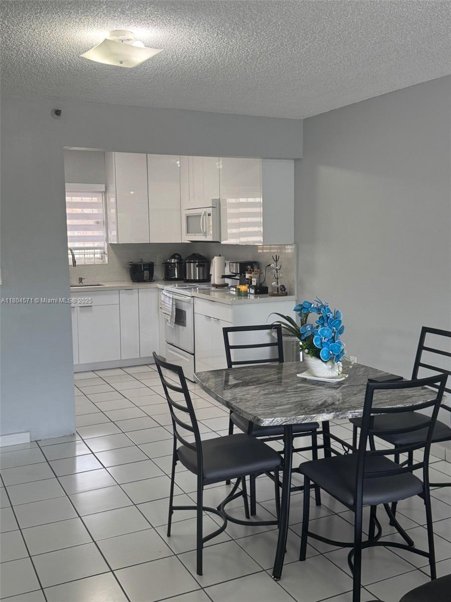 7965 W 30th Ct #210, Hialeah, Florida image 7
