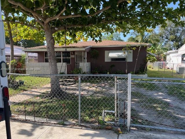 2215 Coolidge St, Hollywood, Florida image 2