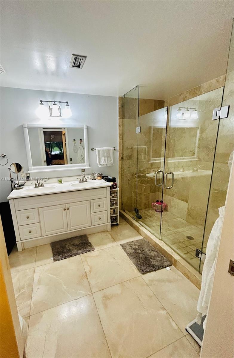 3480 Torremolinos Ave #A-33, Doral, Florida image 10