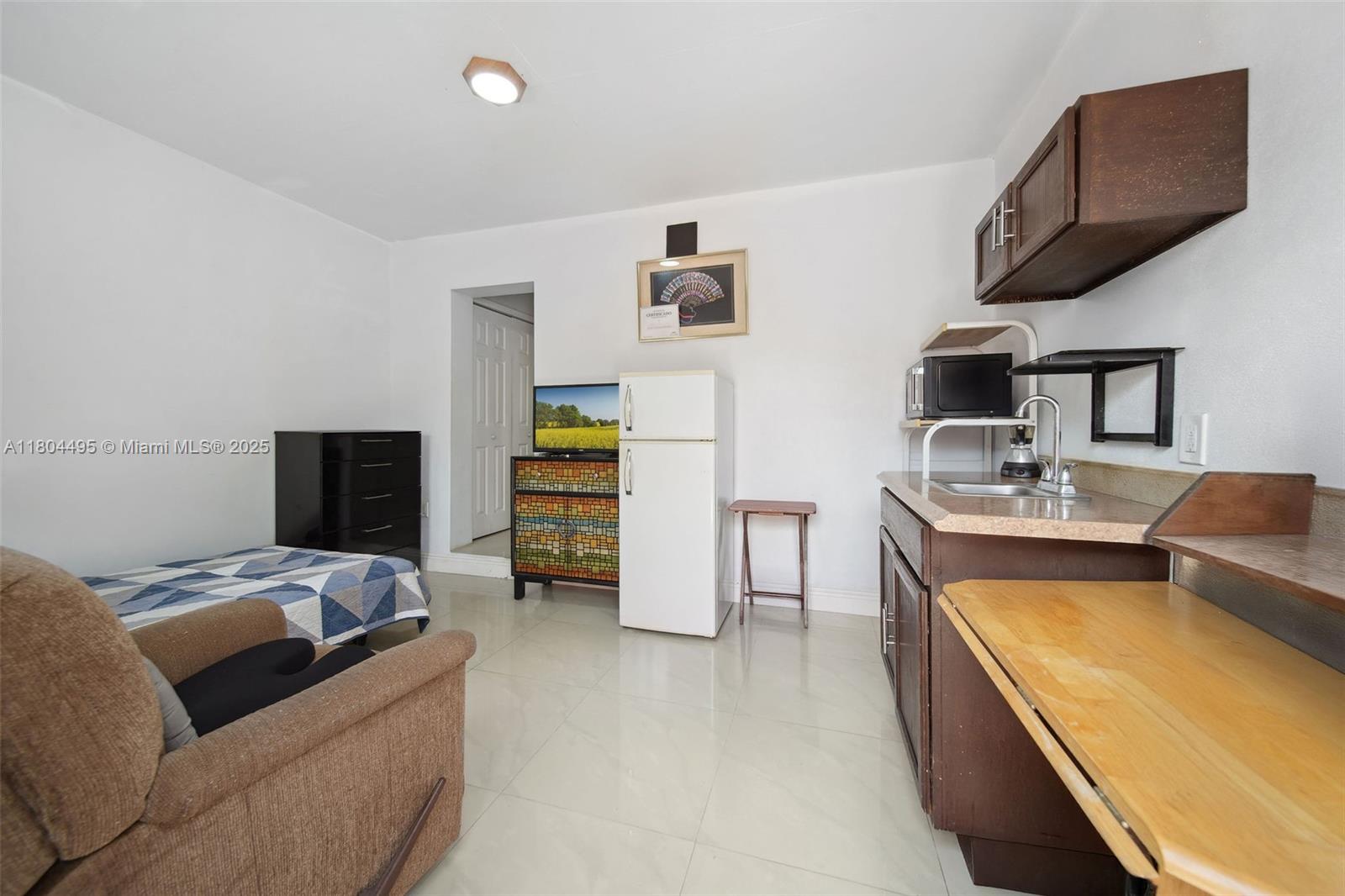 17930 NW 85th Ave, Hialeah, Florida image 49
