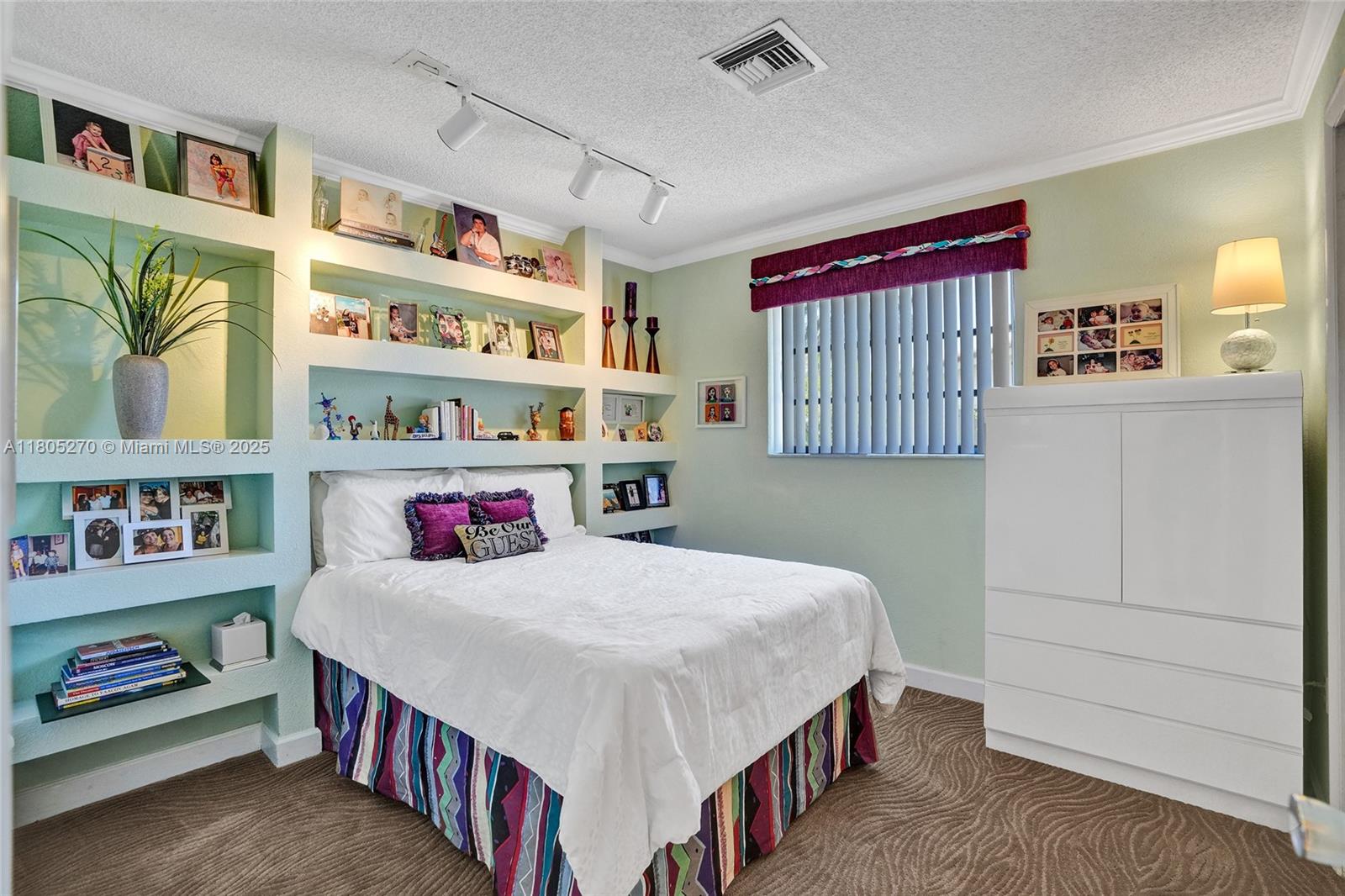20435 Highland Lakes Blvd, Miami, Florida image 15