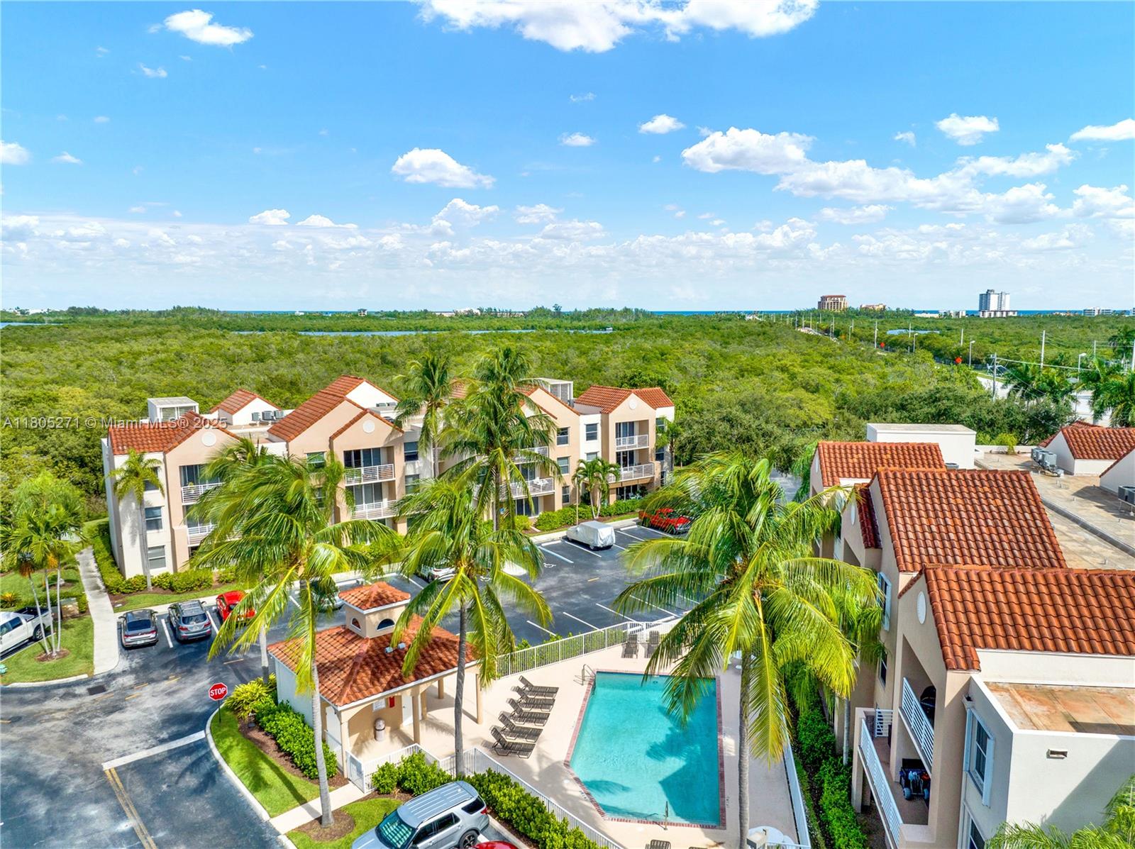 2721 Ocean Club Blvd #305, Hollywood, Florida image 4
