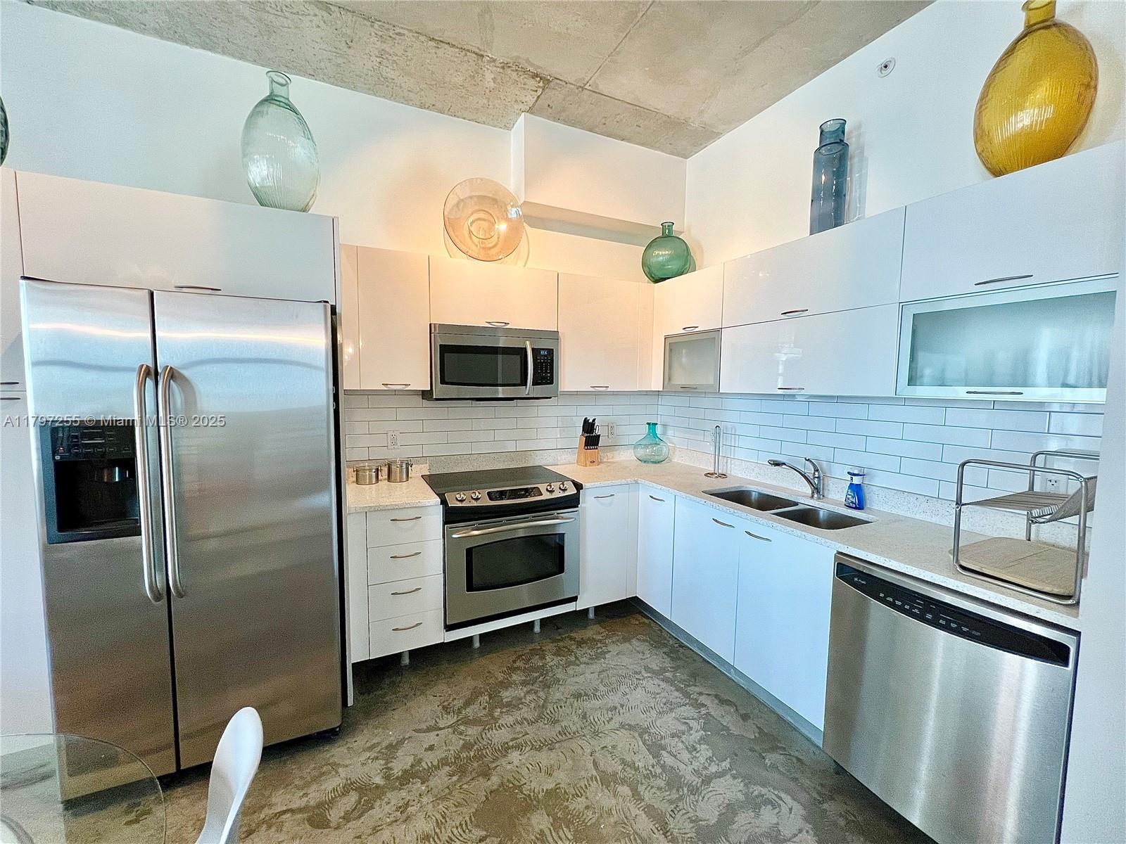 Property photo # 6