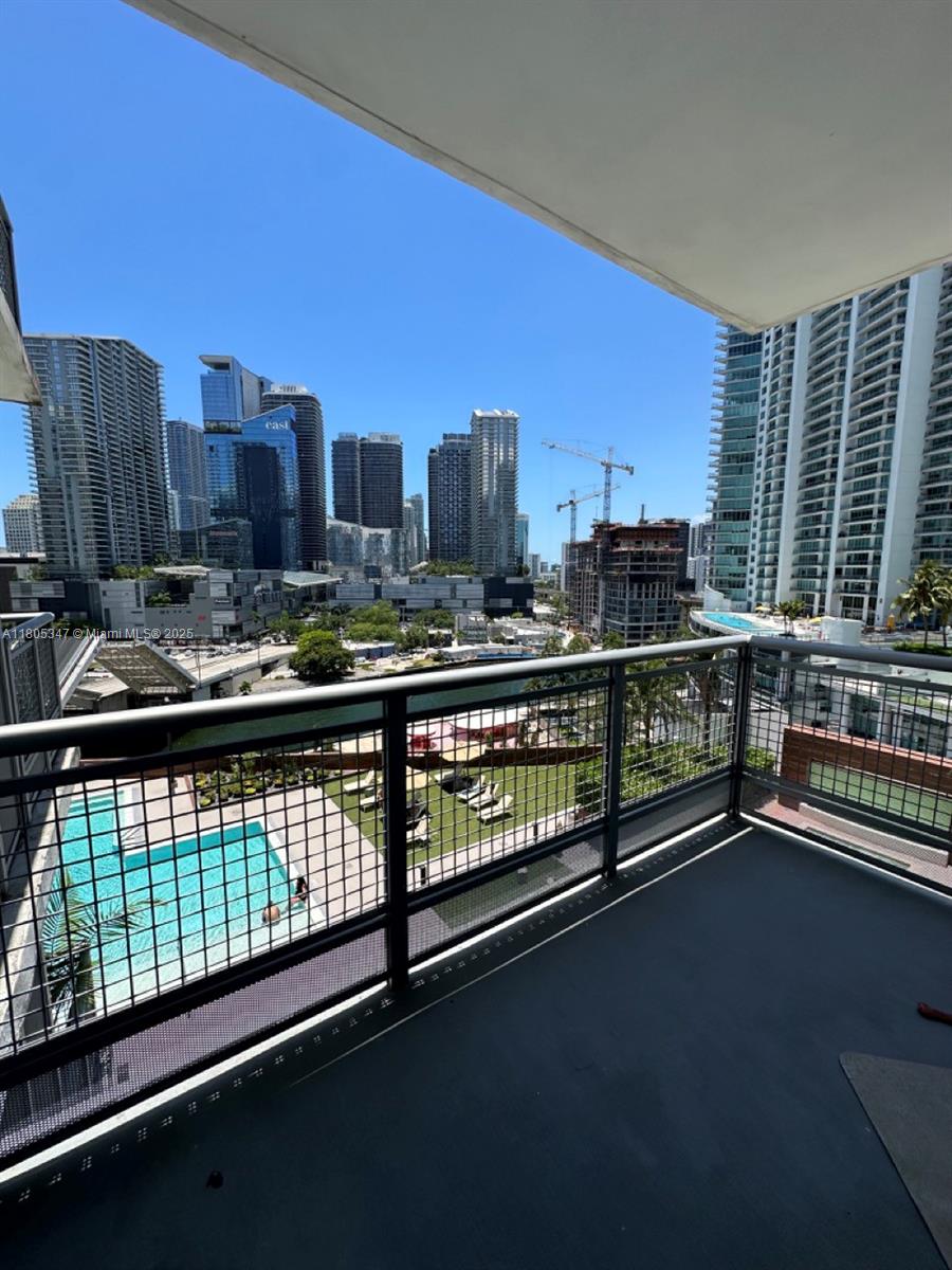350 S Miami Ave #1412, Miami FL 33130