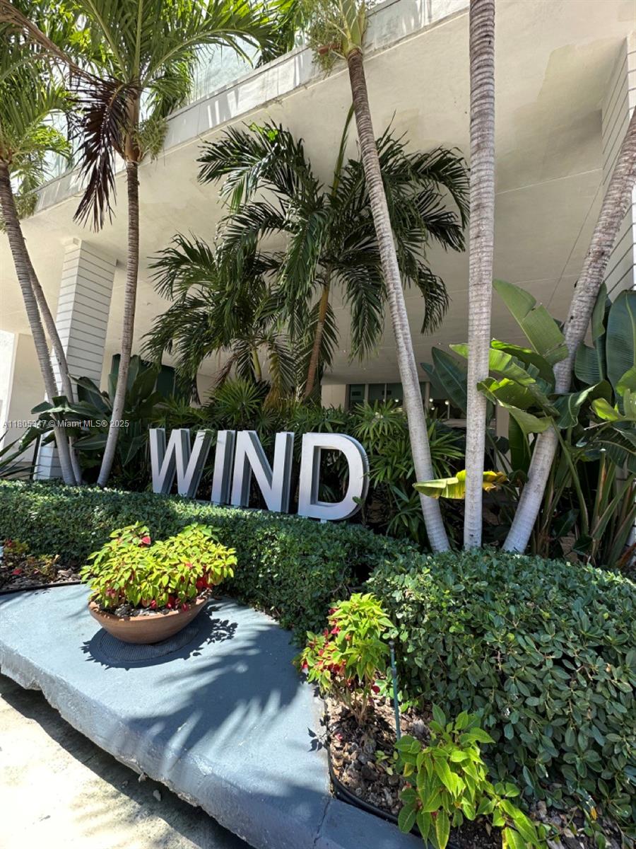 350 S Miami Ave #1412, Miami FL 33130