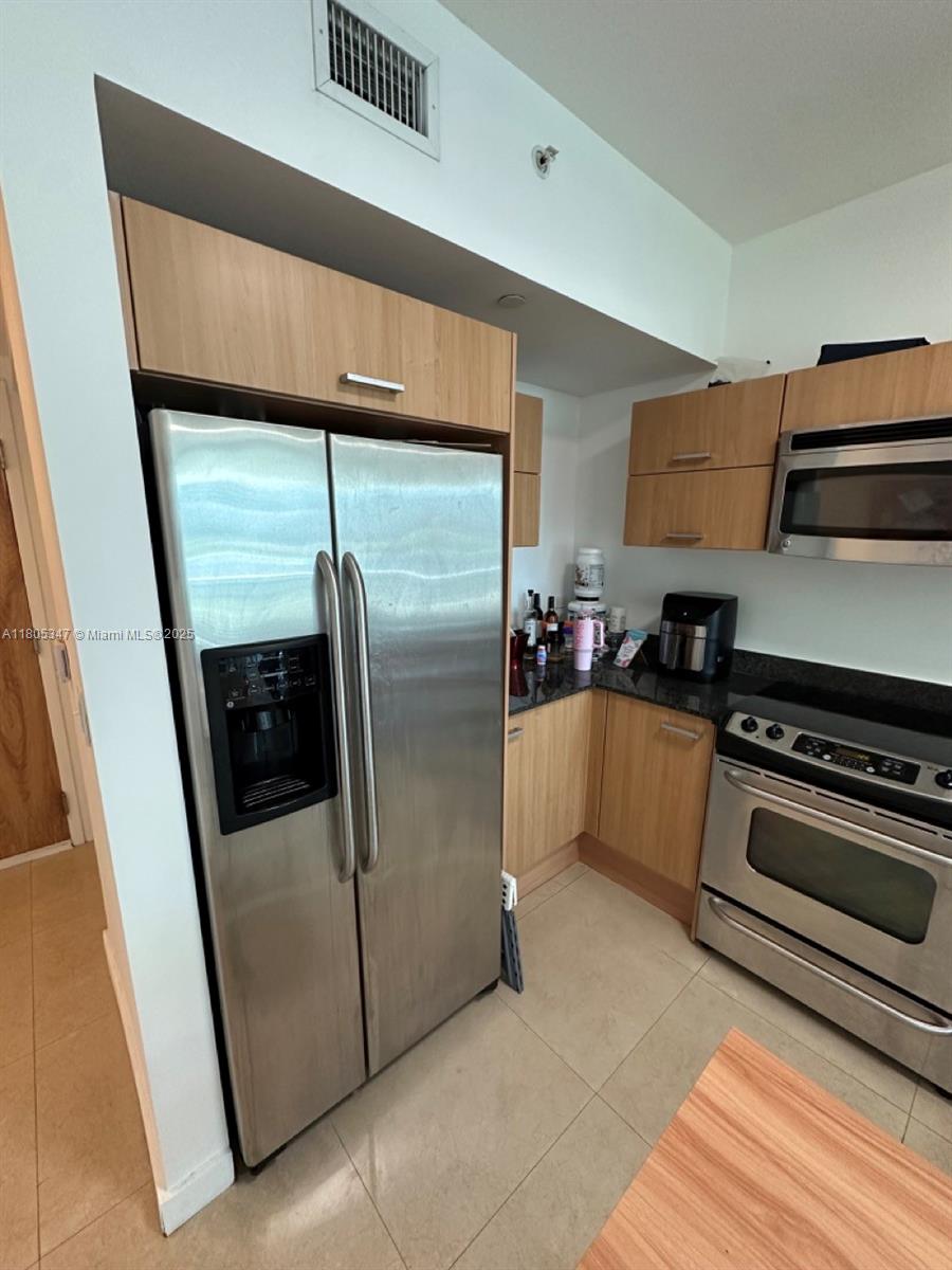 350 S Miami Ave #1412, Miami FL 33130