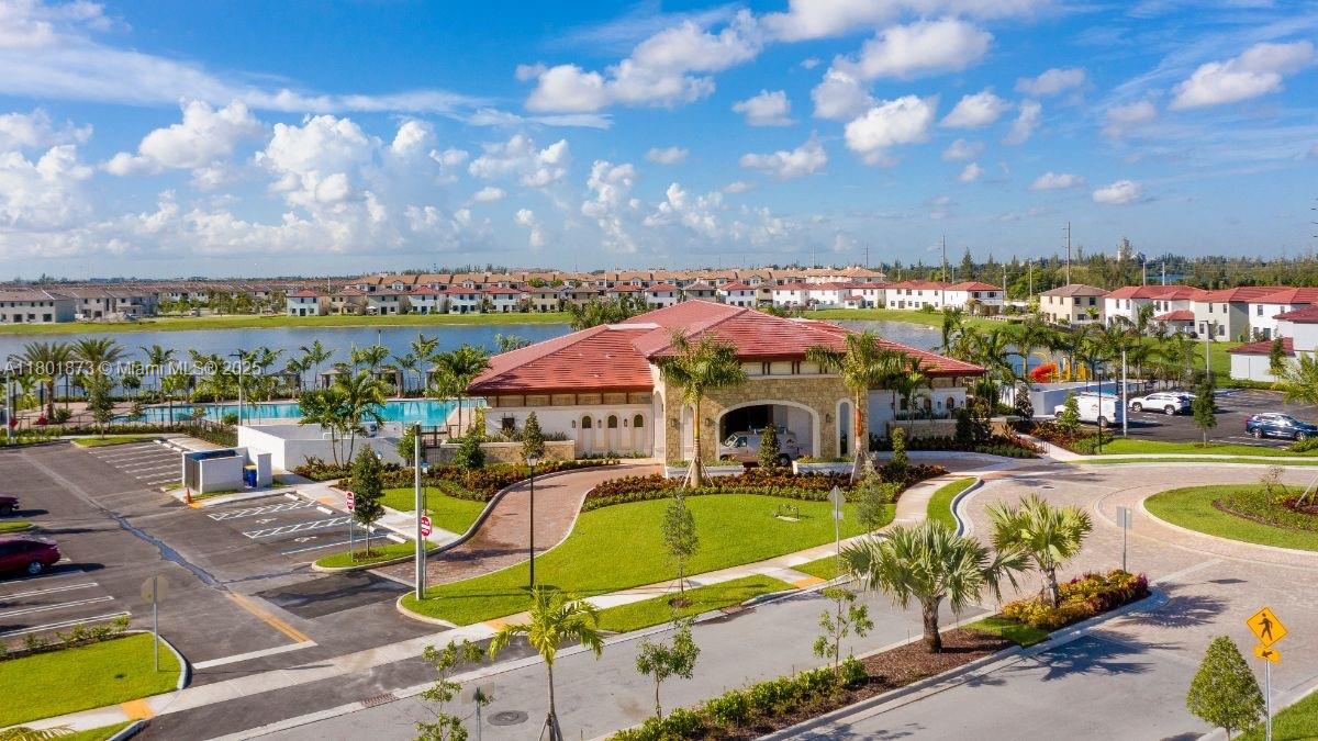 10602 W 33rd Way, Hialeah, Florida image 37