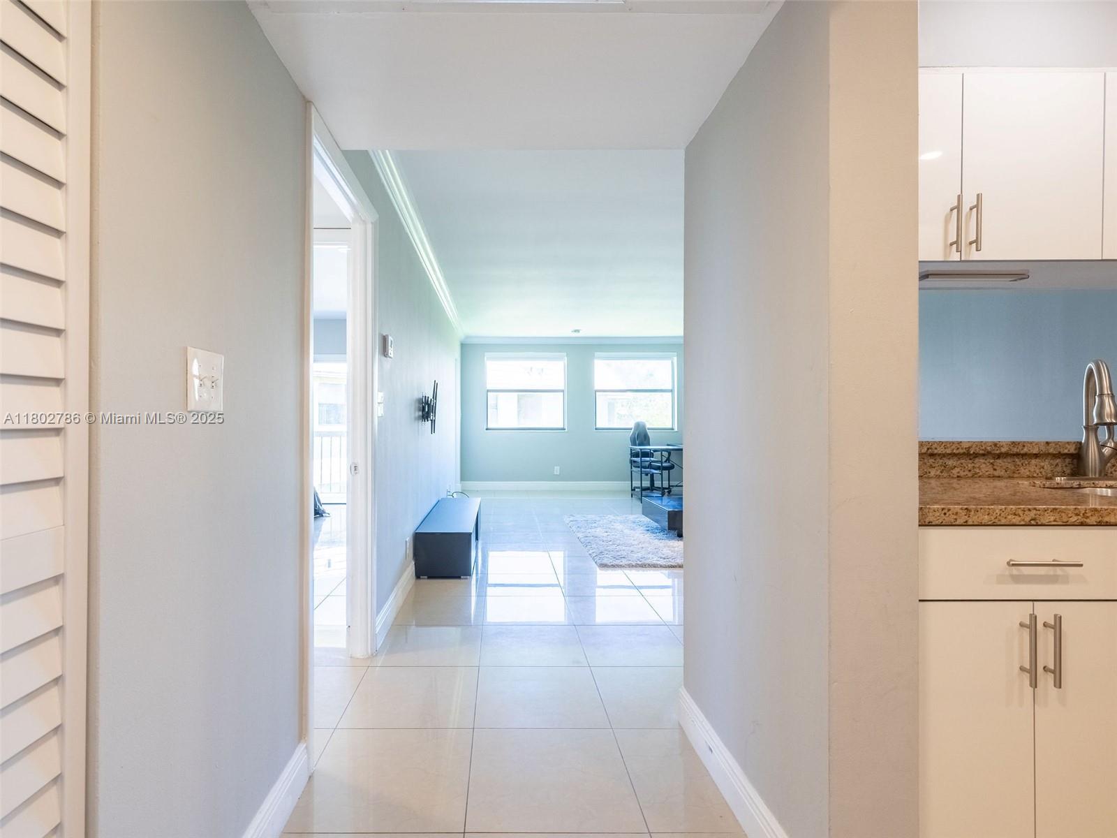 Residential, Doral, Florida image 3