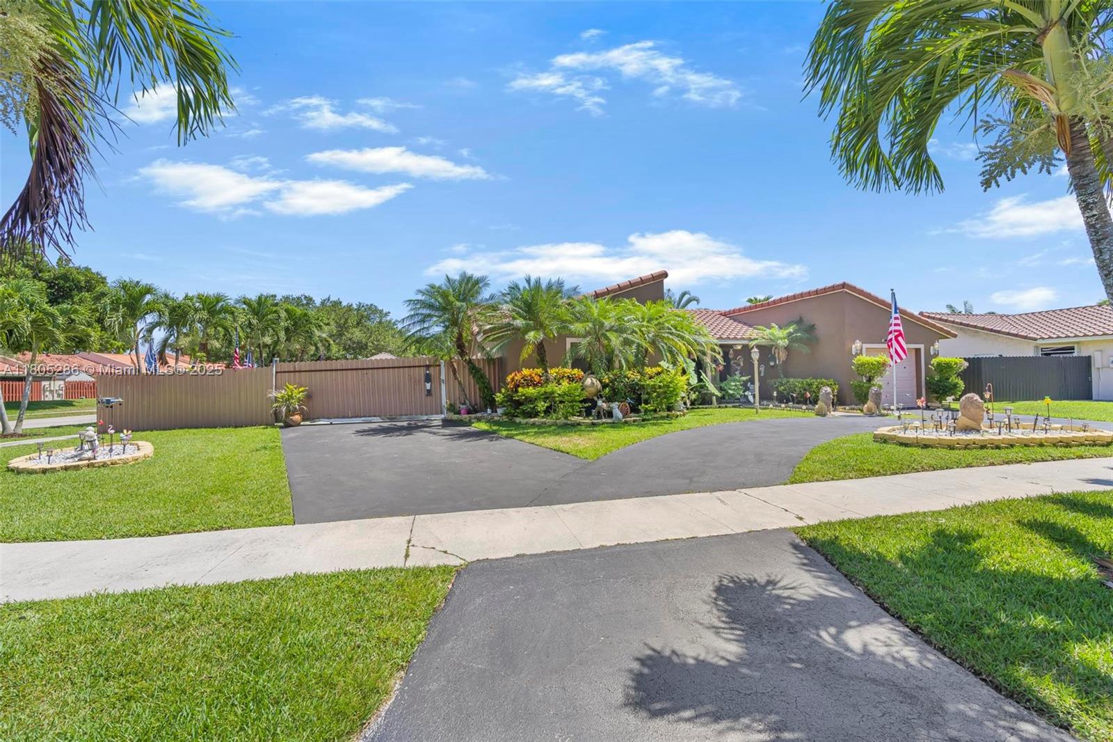 11300 SW 58th St, Cooper City, Florida image 9