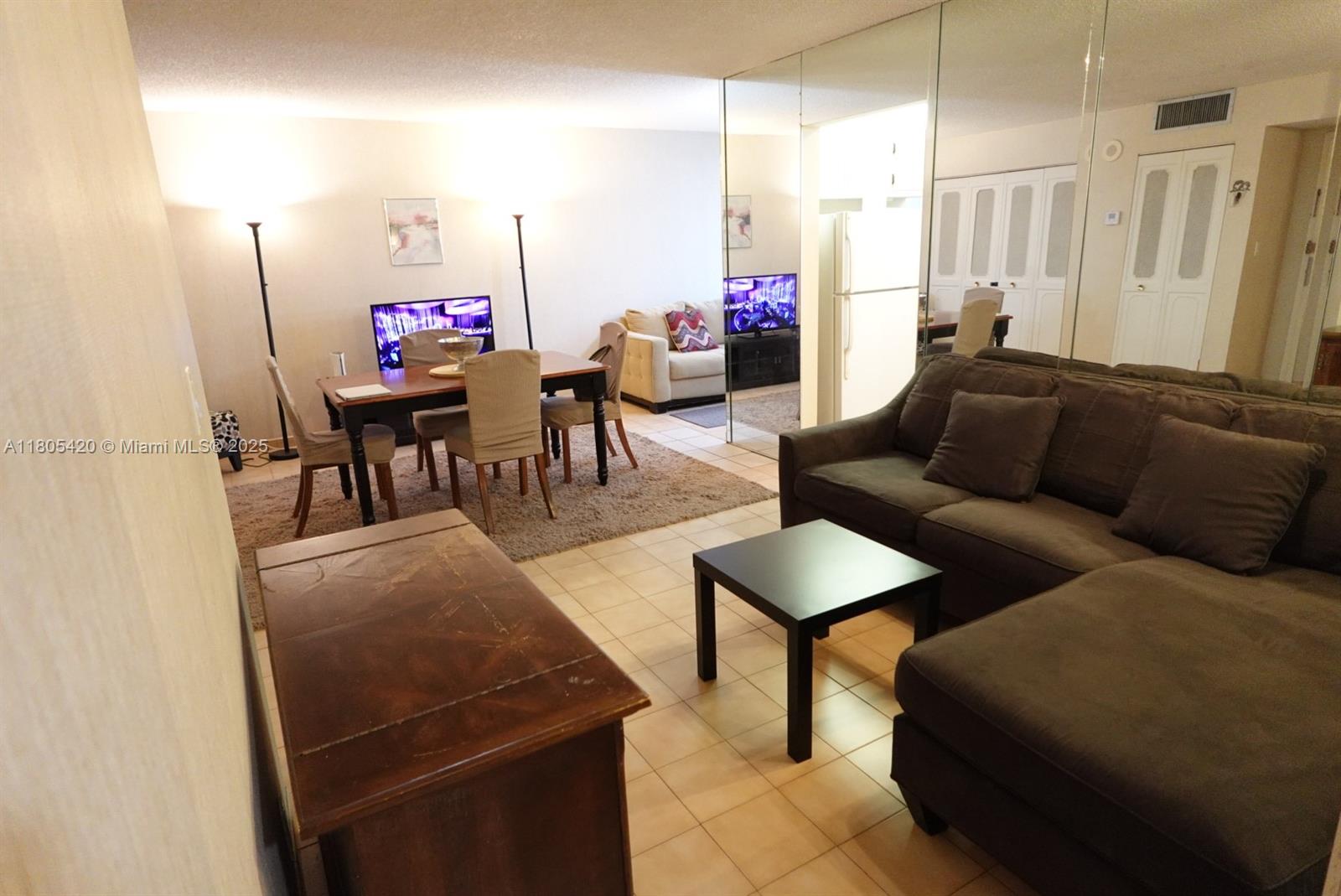 17011 N Bay Rd #408, Sunny Isles Beach, Florida image 8
