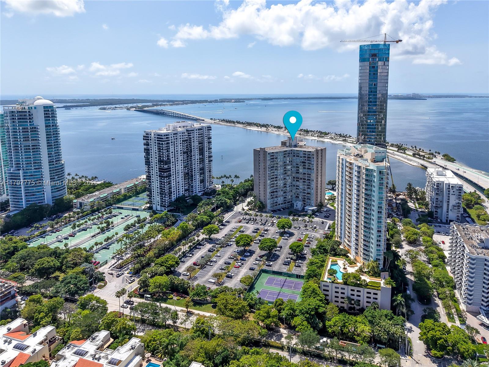 2451 Brickell Ave #4L, Miami, Florida image 2
