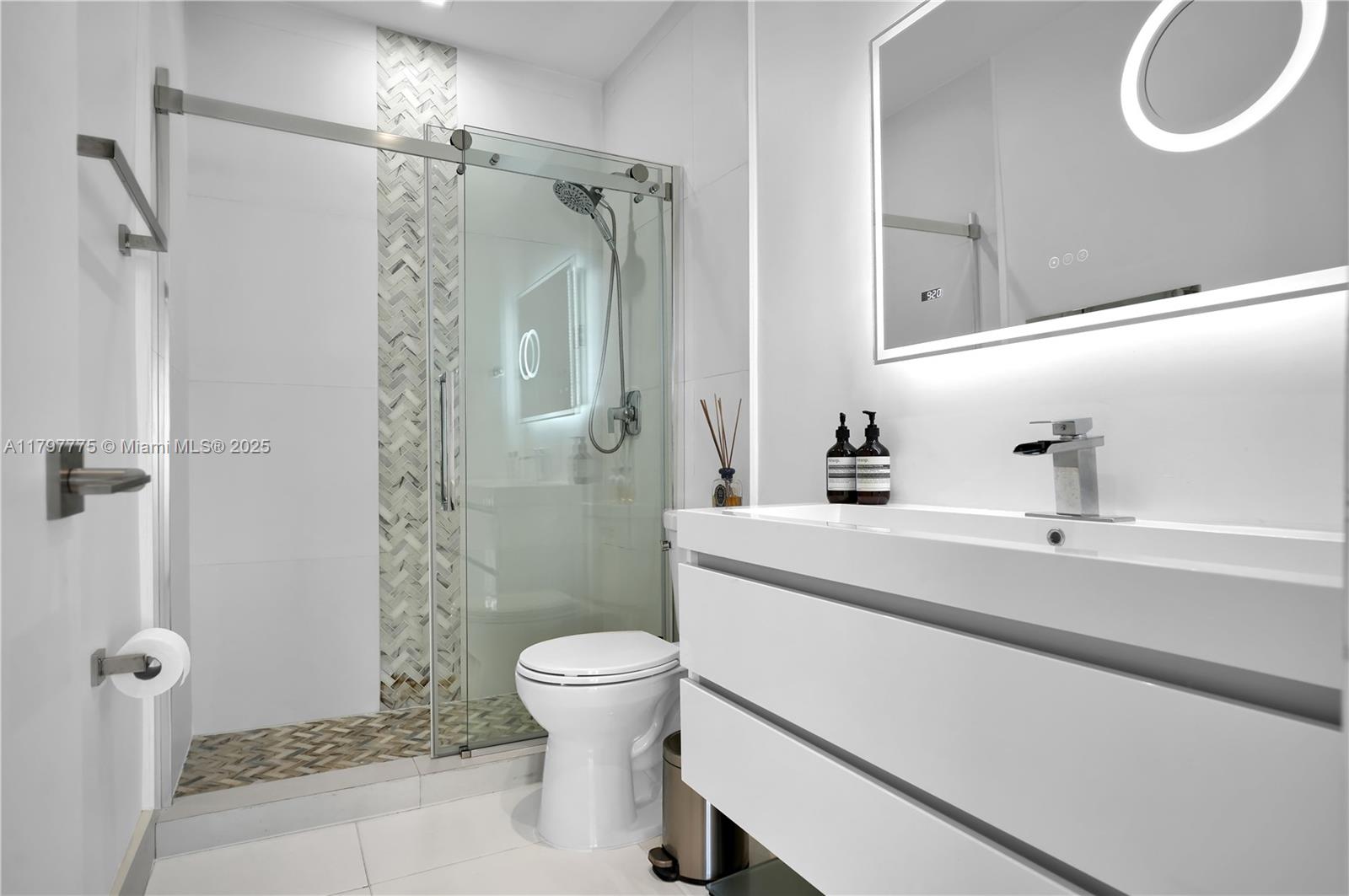 Listing Photo 22