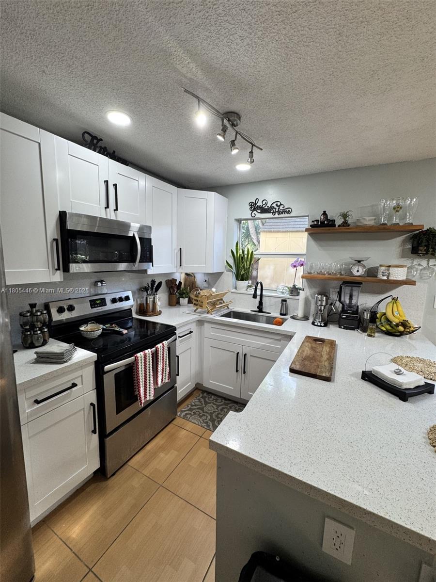 7005 NW 173rd Dr #1702, Hialeah, Florida image 10