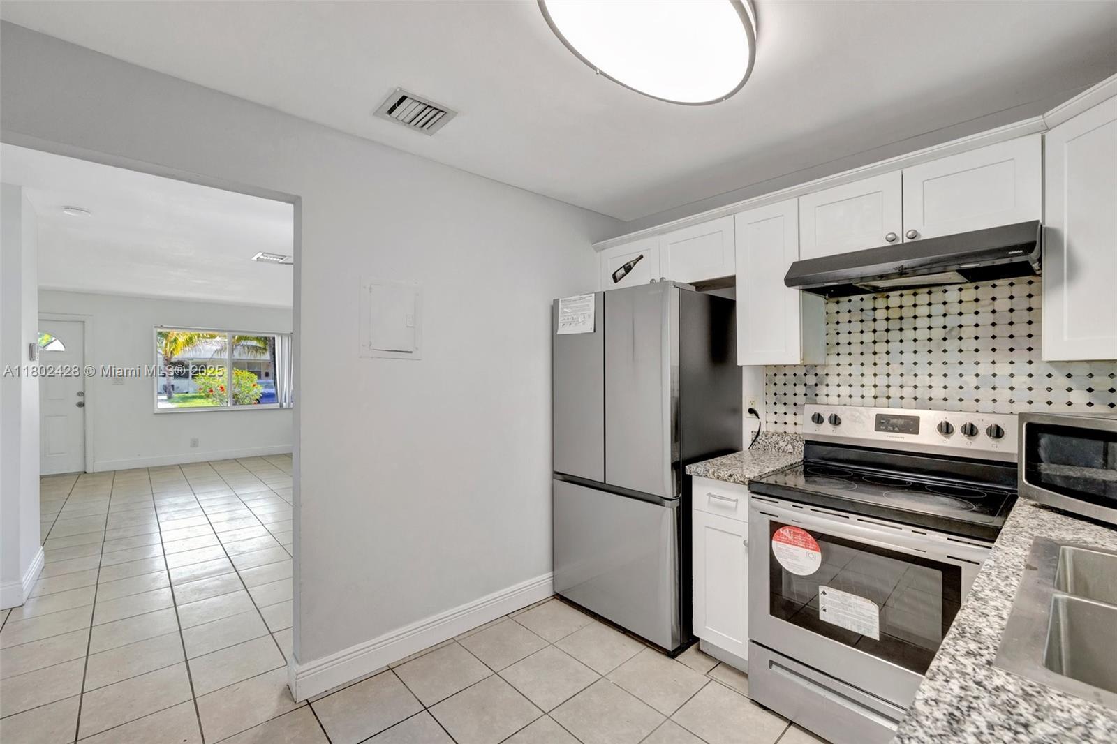 5220-5224 NW 15th Ct, Lauderhill, Florida image 12