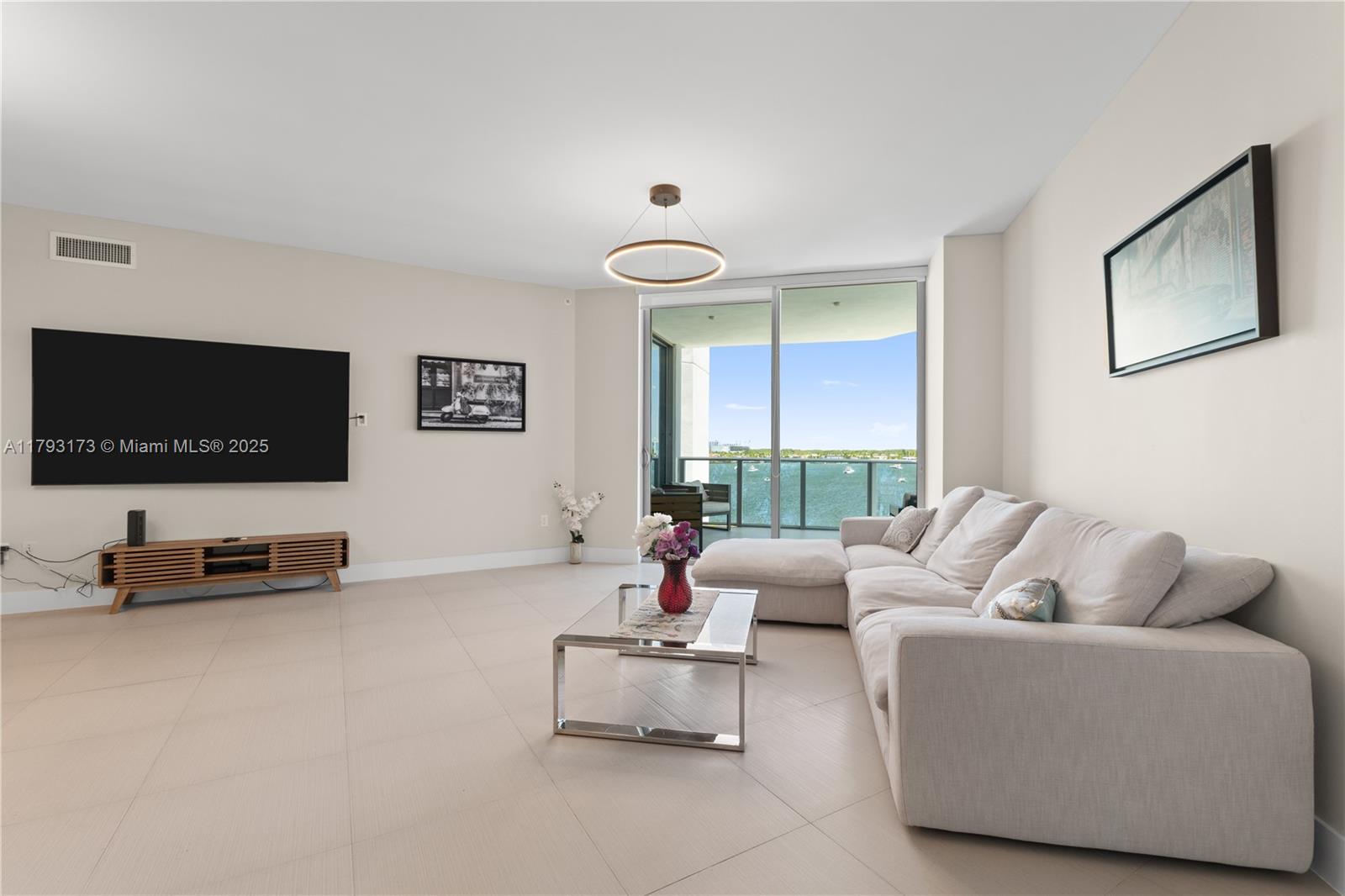 17301 Biscayne Blvd #603, North Miami Beach, Florida image 4