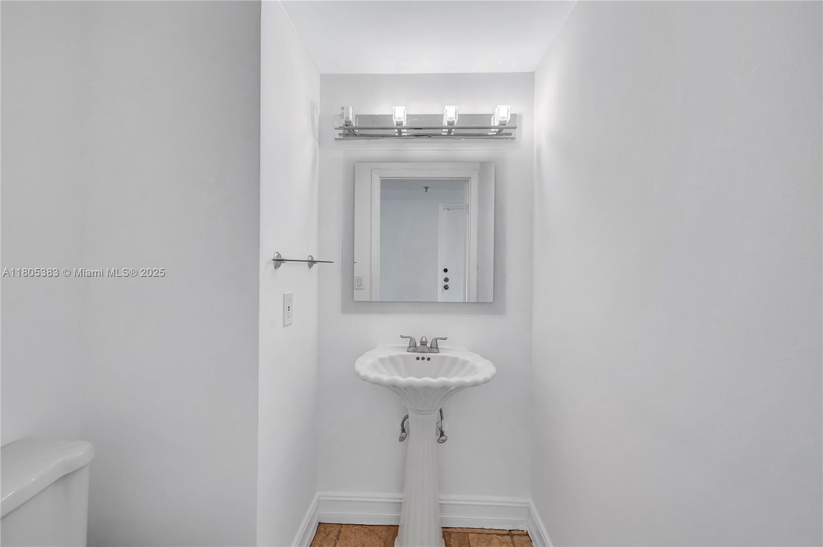 401 Poinciana Dr #1225, Sunny Isles Beach, Florida image 22