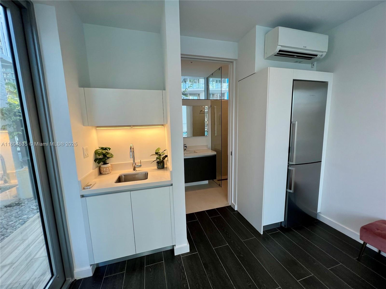 851 NE 1st Ave #CABANA PB23, Miami, Florida image 12