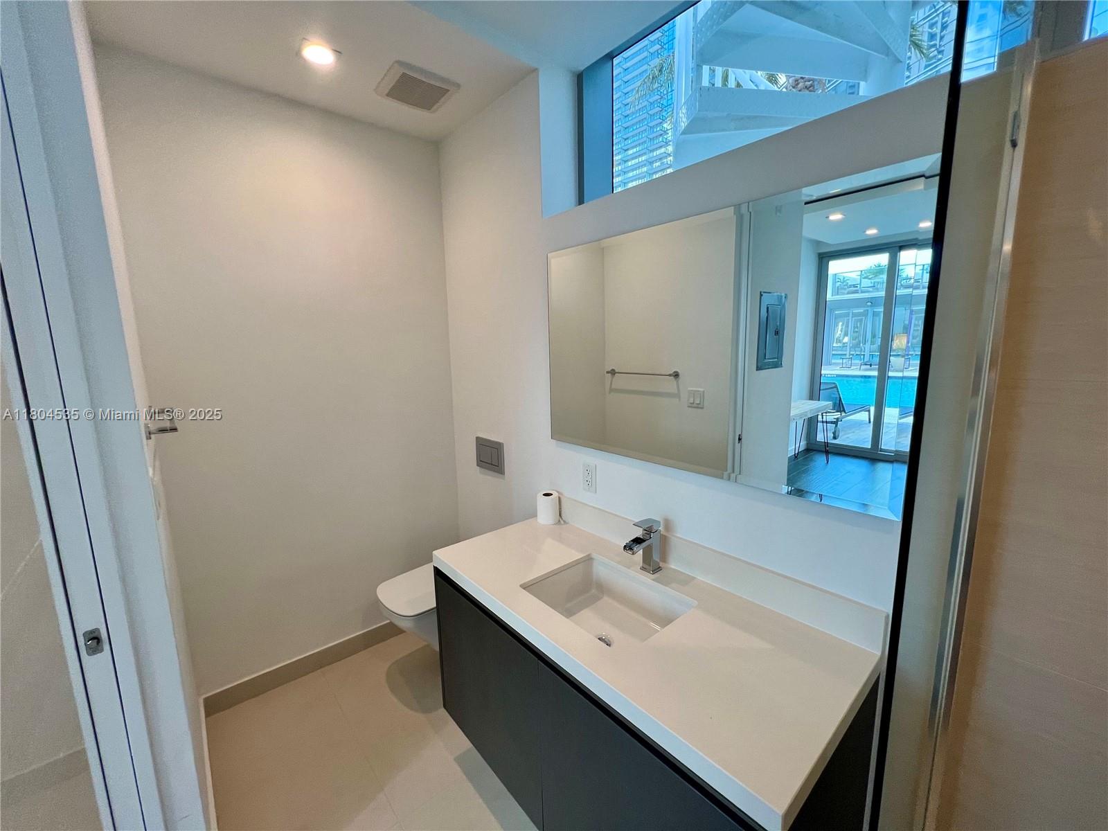 851 NE 1st Ave #CABANA PB23, Miami, Florida image 9