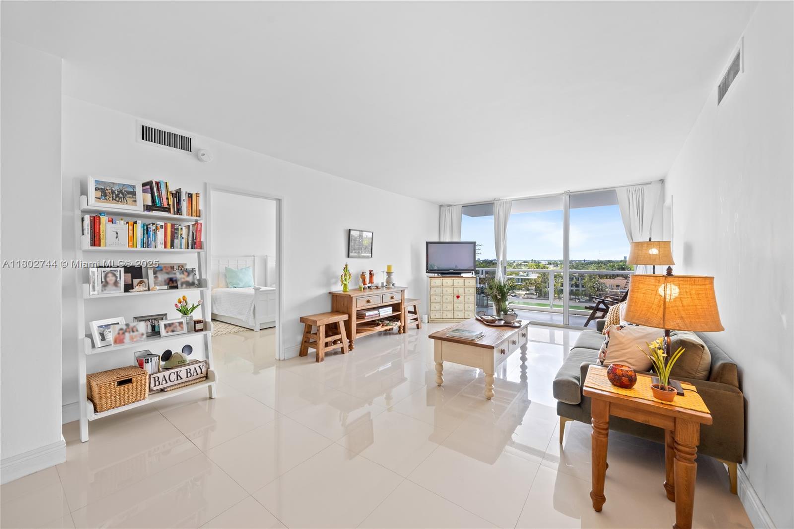 5700 Collins Ave #7G, Miami Beach, Florida image 6