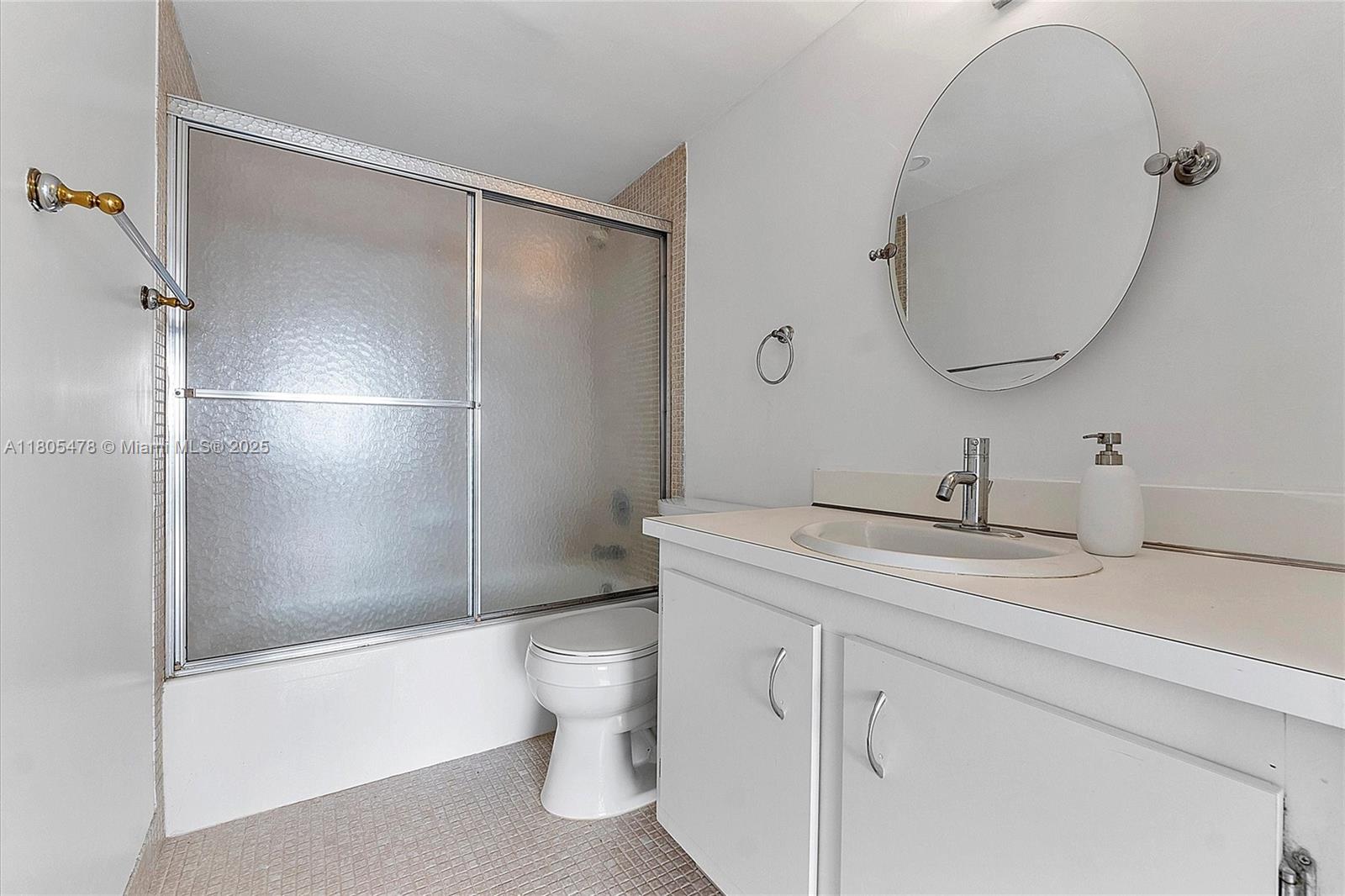 Residential, Lauderhill, Florida image 16