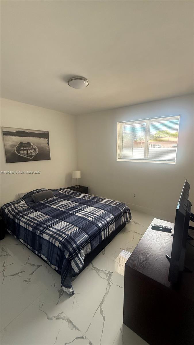 2345 NW 182nd Ter, Miami Gardens, Florida image 16
