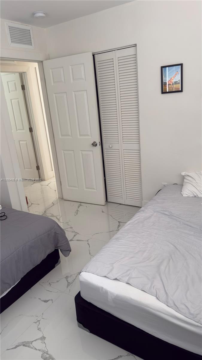 2345 NW 182nd Ter, Miami Gardens, Florida image 24