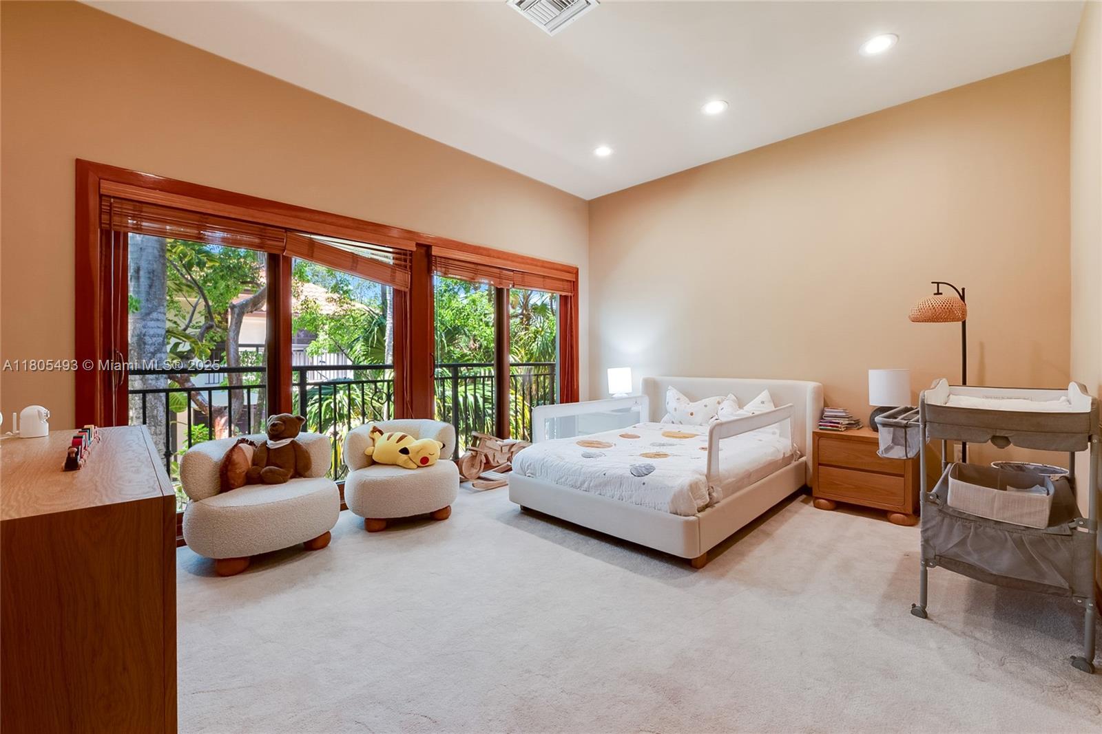 Listing Photo 15