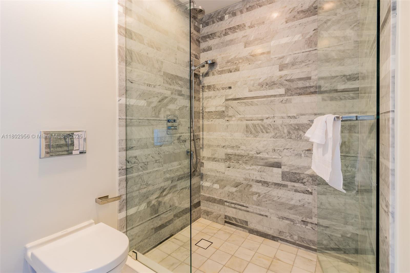 10203 Collins Ave #302, Bal Harbour, Florida image 47