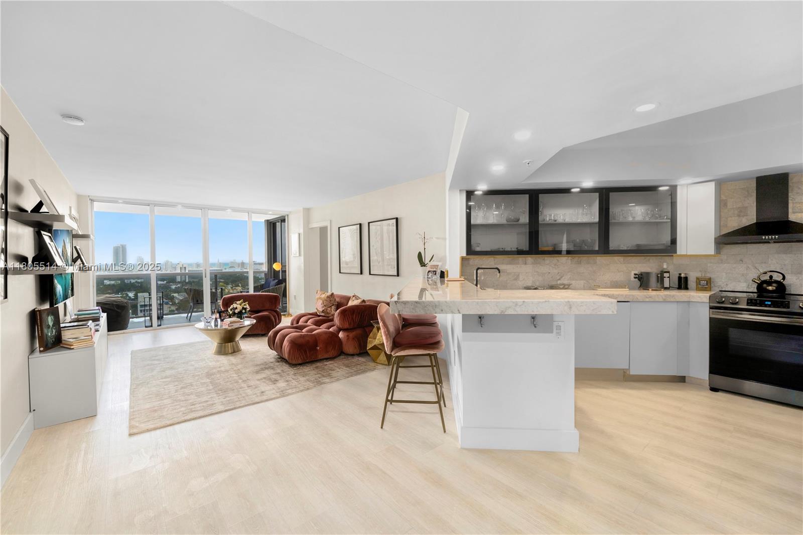 Condo for Rent in Miami Beach, FL