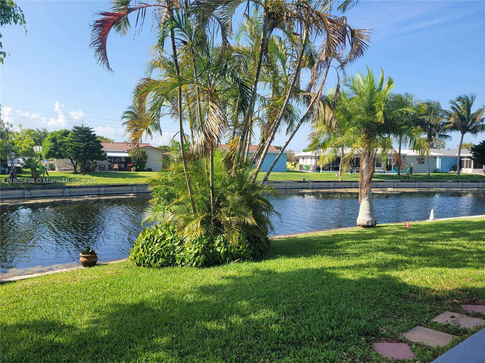 4519 NW 49th Dr, Tamarac, Florida image 2