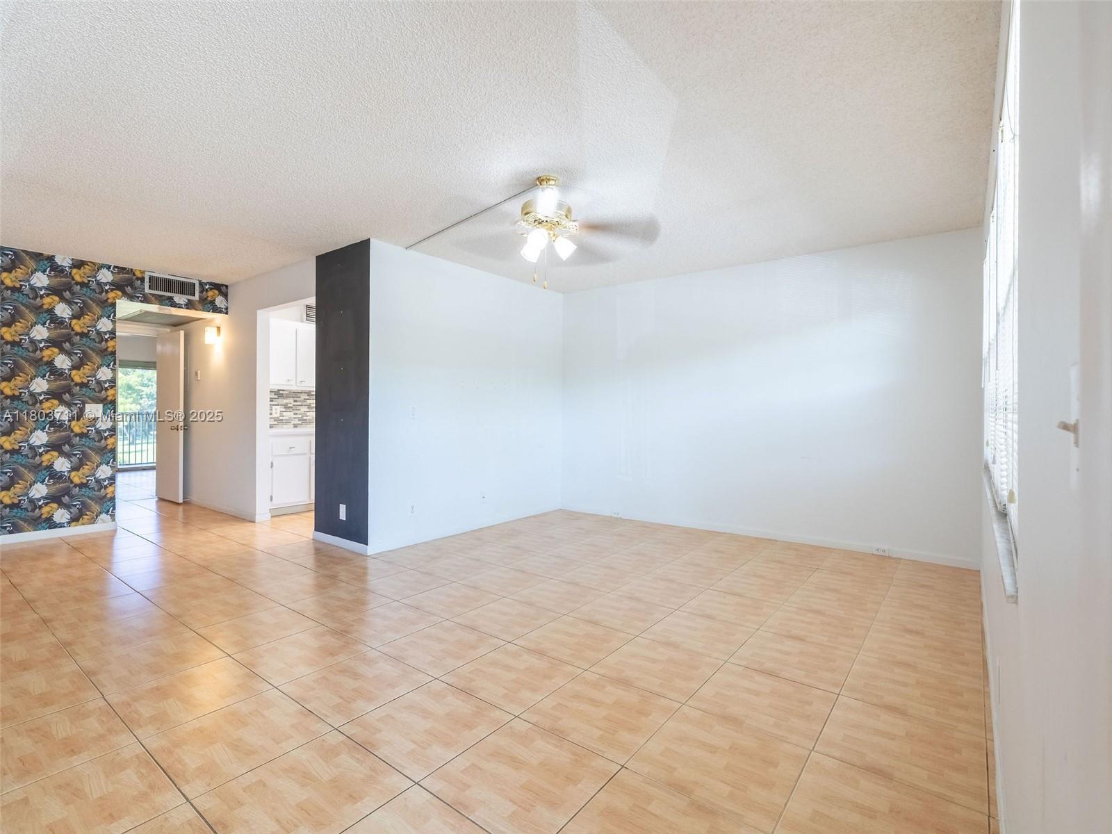 13250 SW 7th Ct #208L, Pembroke Pines, Florida image 13