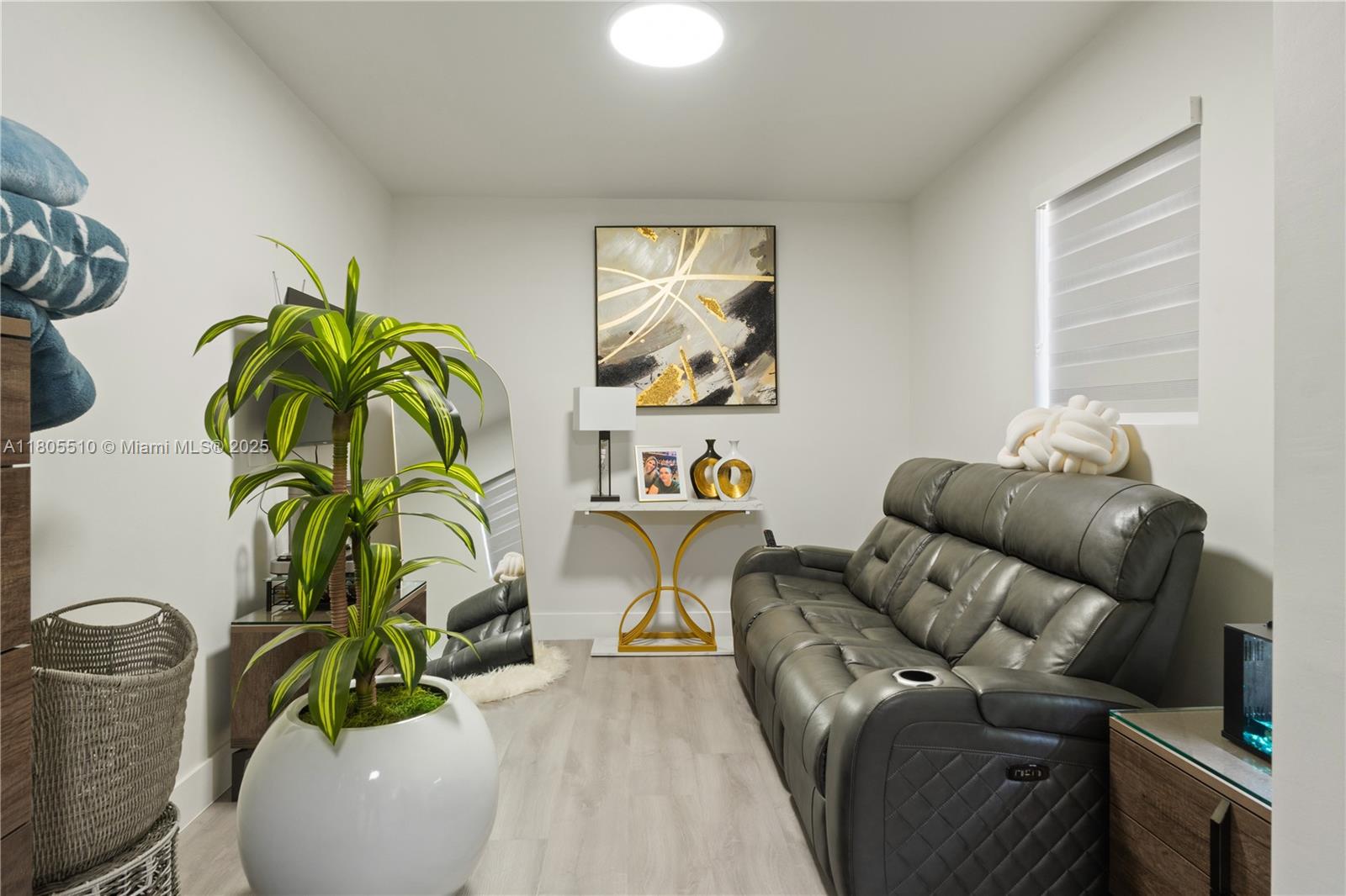 7880 NW 174th Ter, Hialeah, Florida image 7