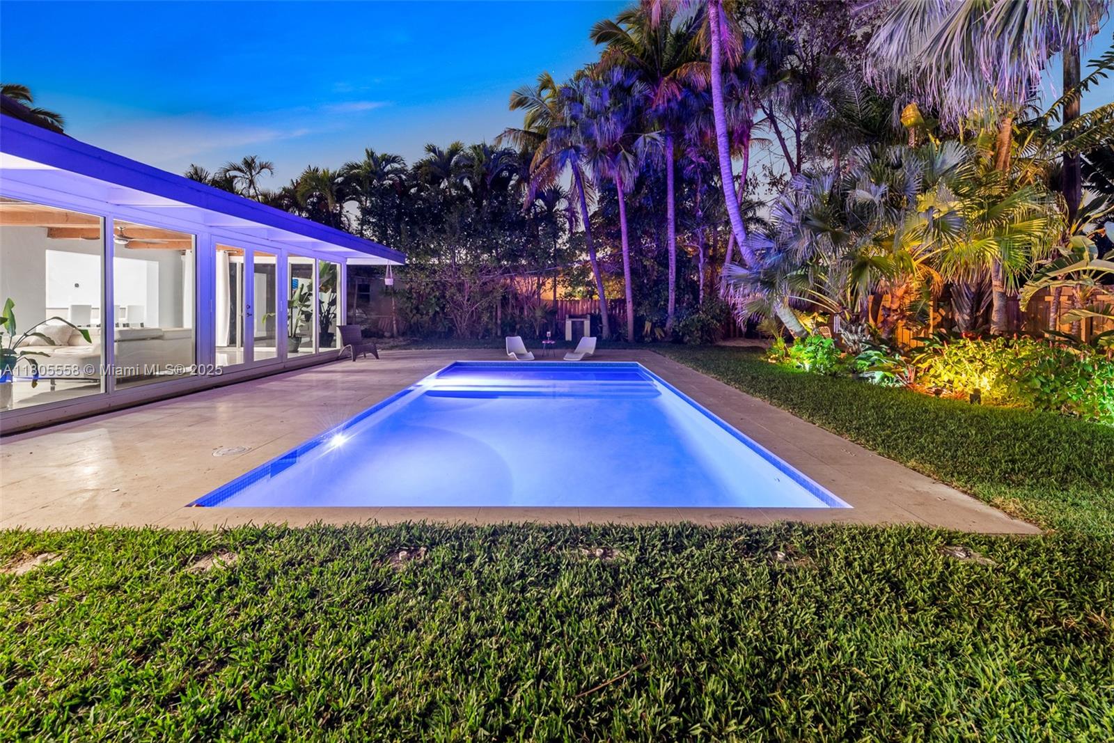 1025 Washington St, Hollywood, Florida image 10