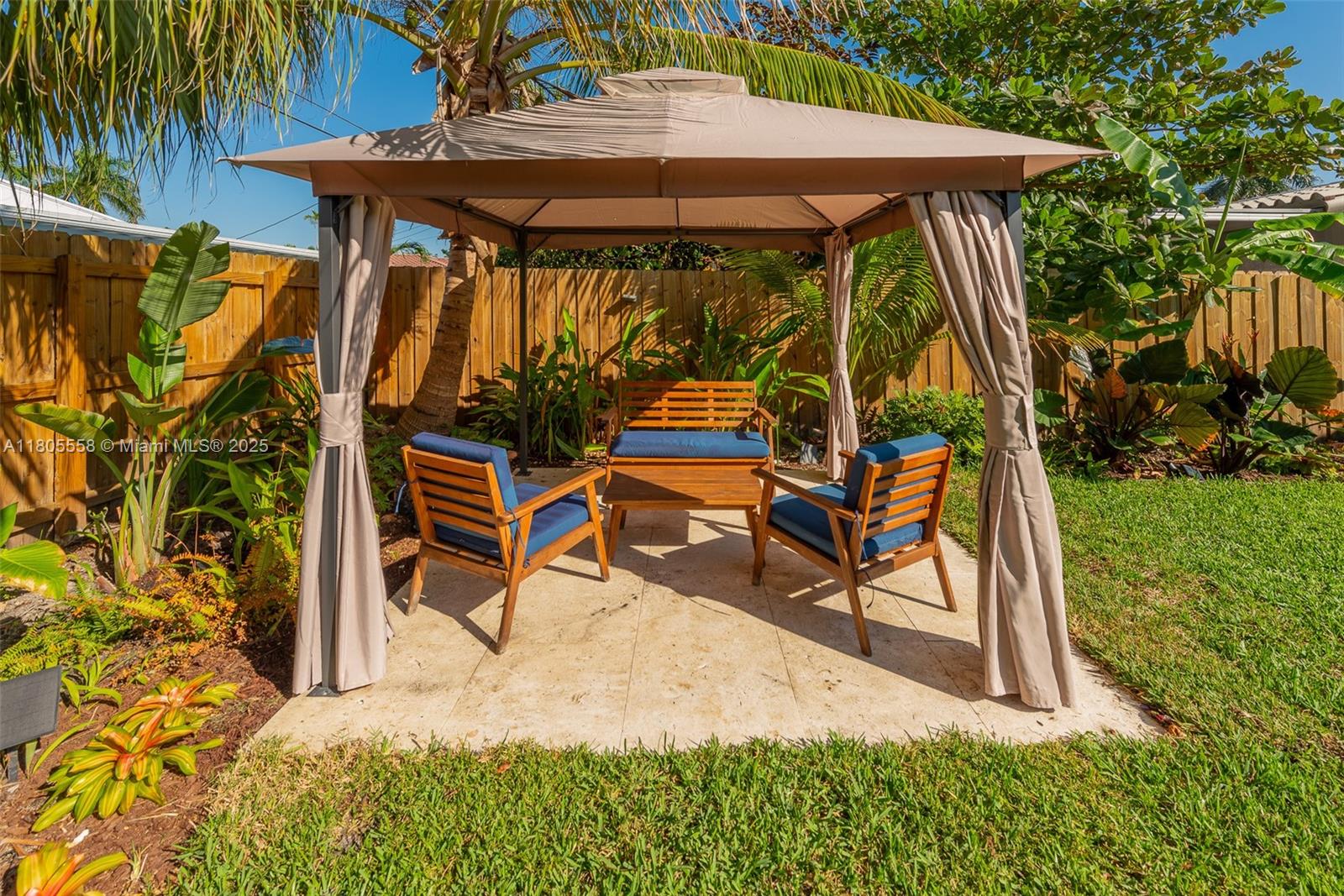 1025 Washington St, Hollywood, Florida image 7