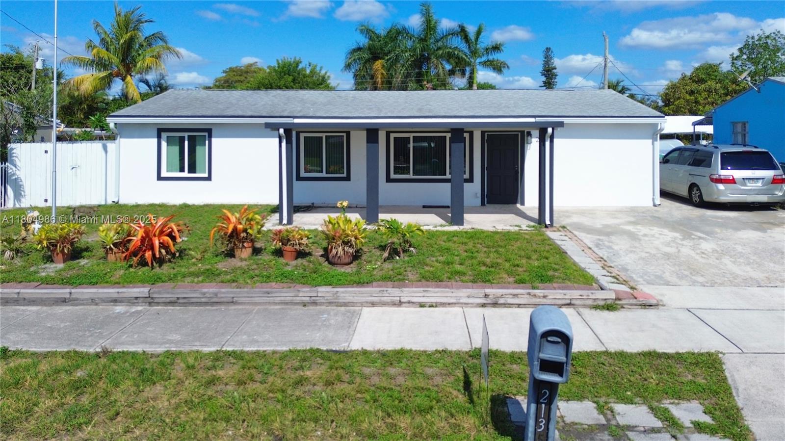 2135 SW 46th Ter, Fort Lauderdale, Florida image 1