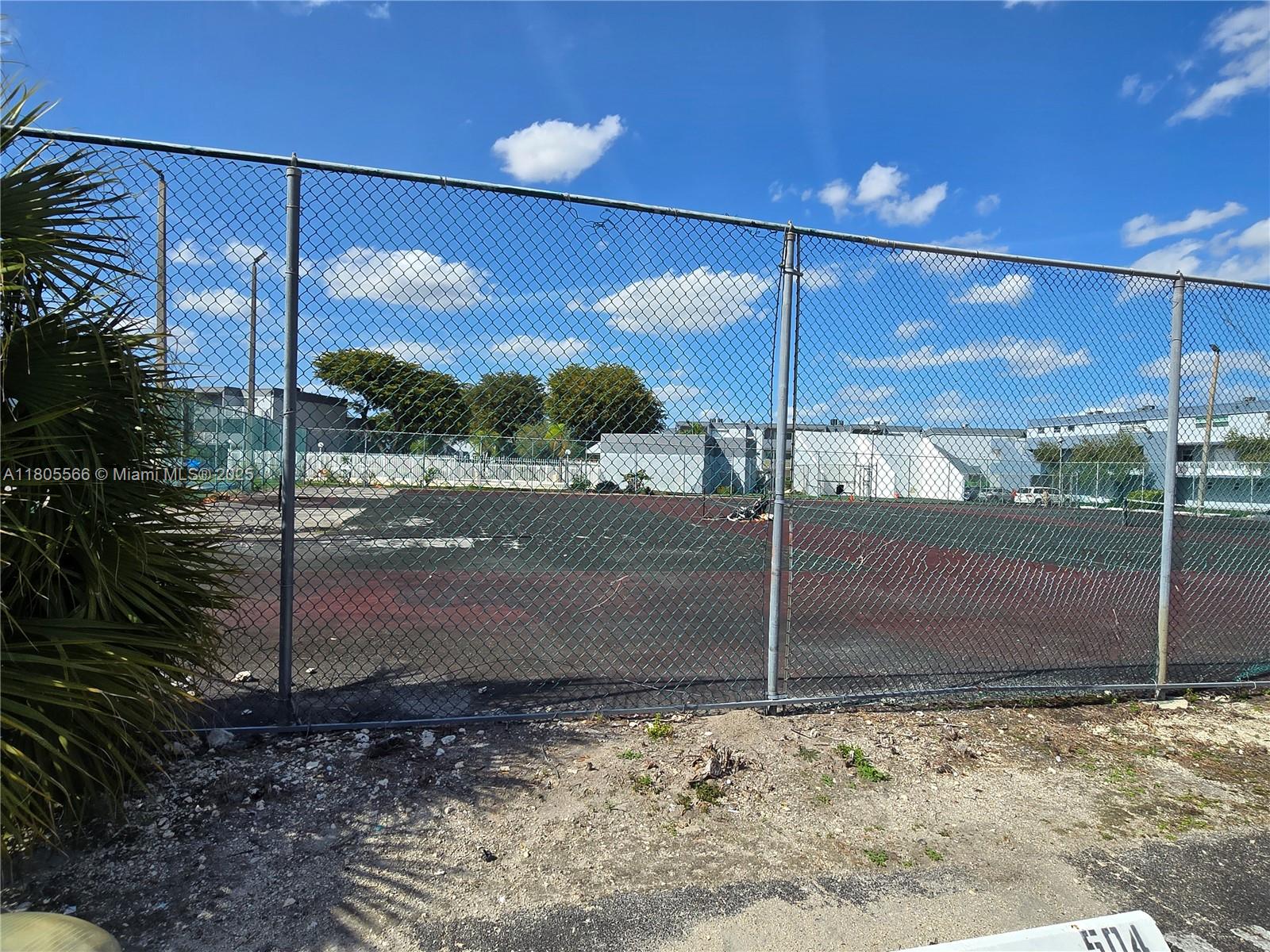 Listing Photo 16