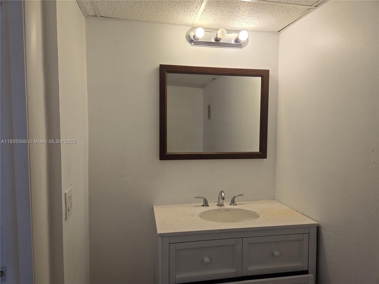 9375 Fontainebleau Blvd #L433, Miami, Florida image 5