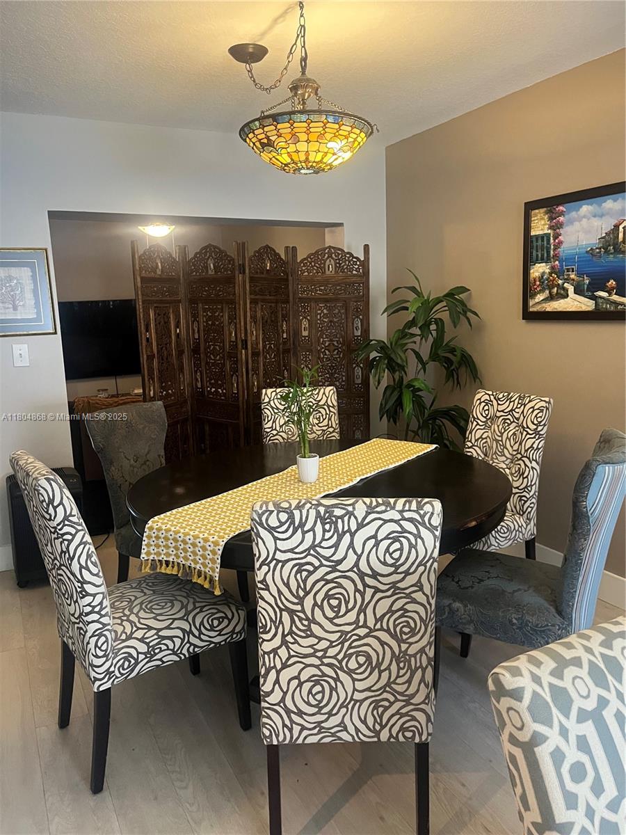 3901 SW 153rd Ct, Miami, Florida image 3