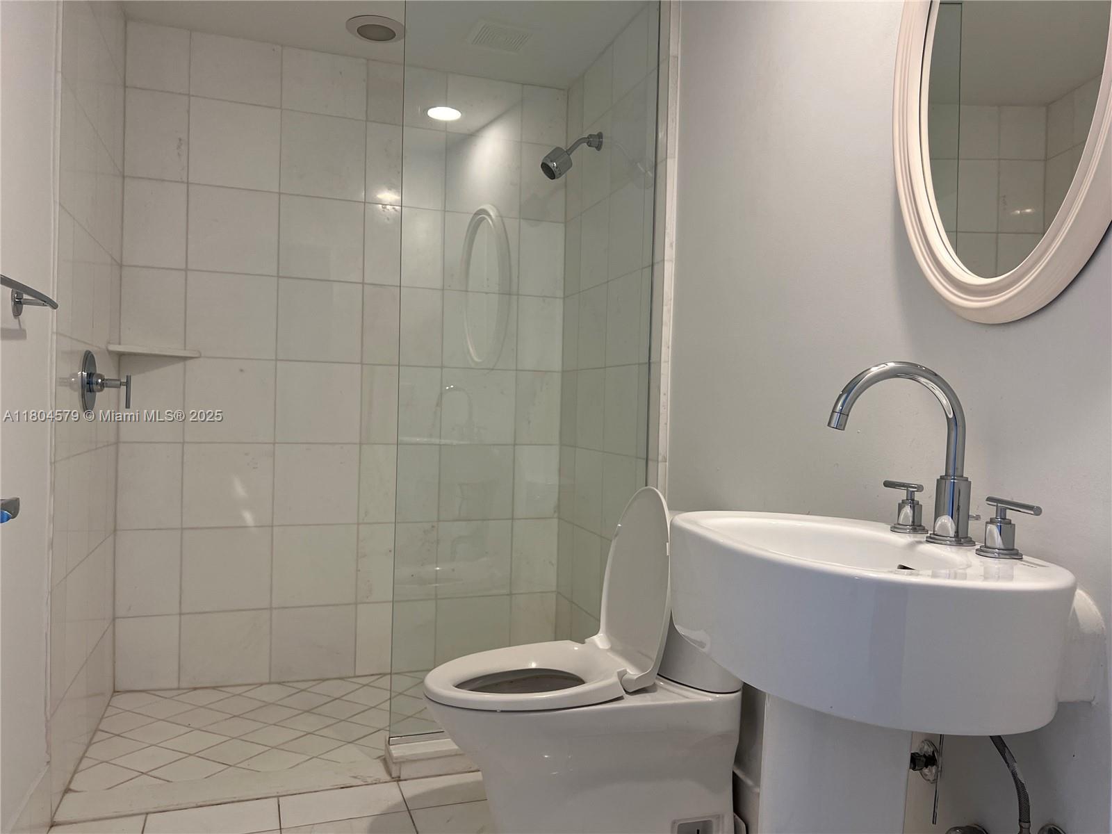 2950 NE 188th St #444, Aventura, Florida image 10