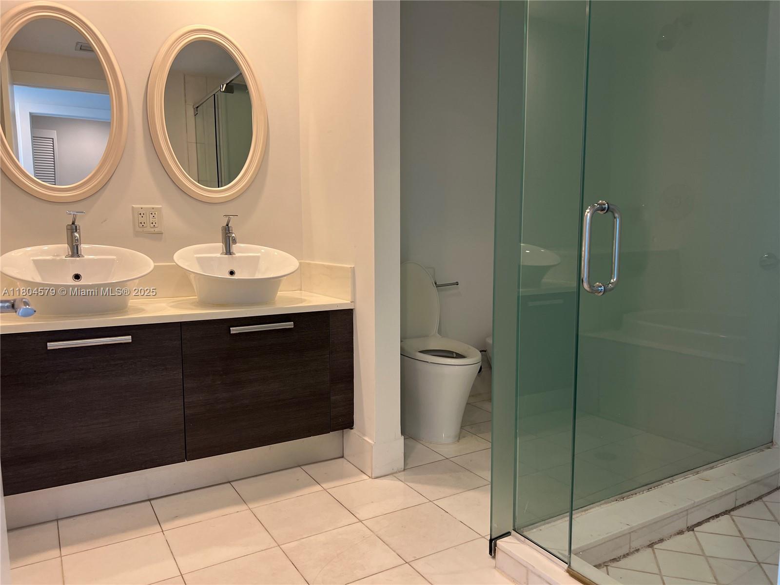 2950 NE 188th St #444, Aventura, Florida image 12