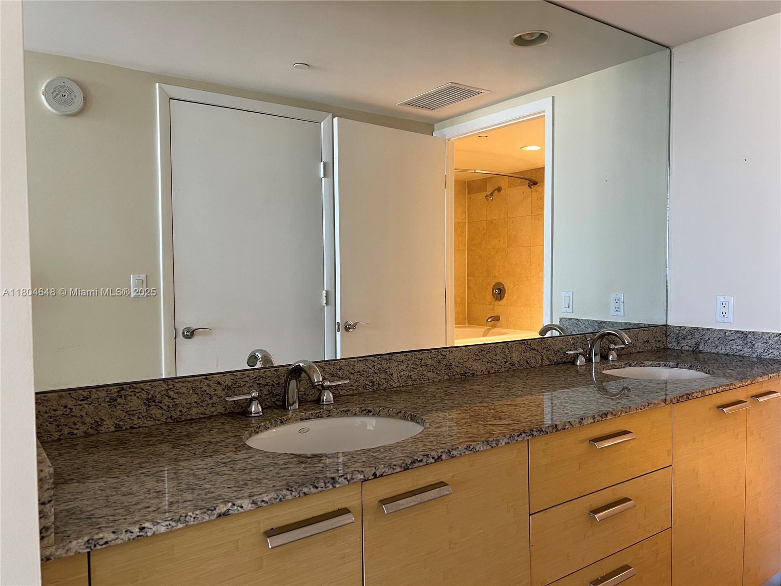 1800 S Ocean Dr #2006, Hallandale Beach, Florida image 16