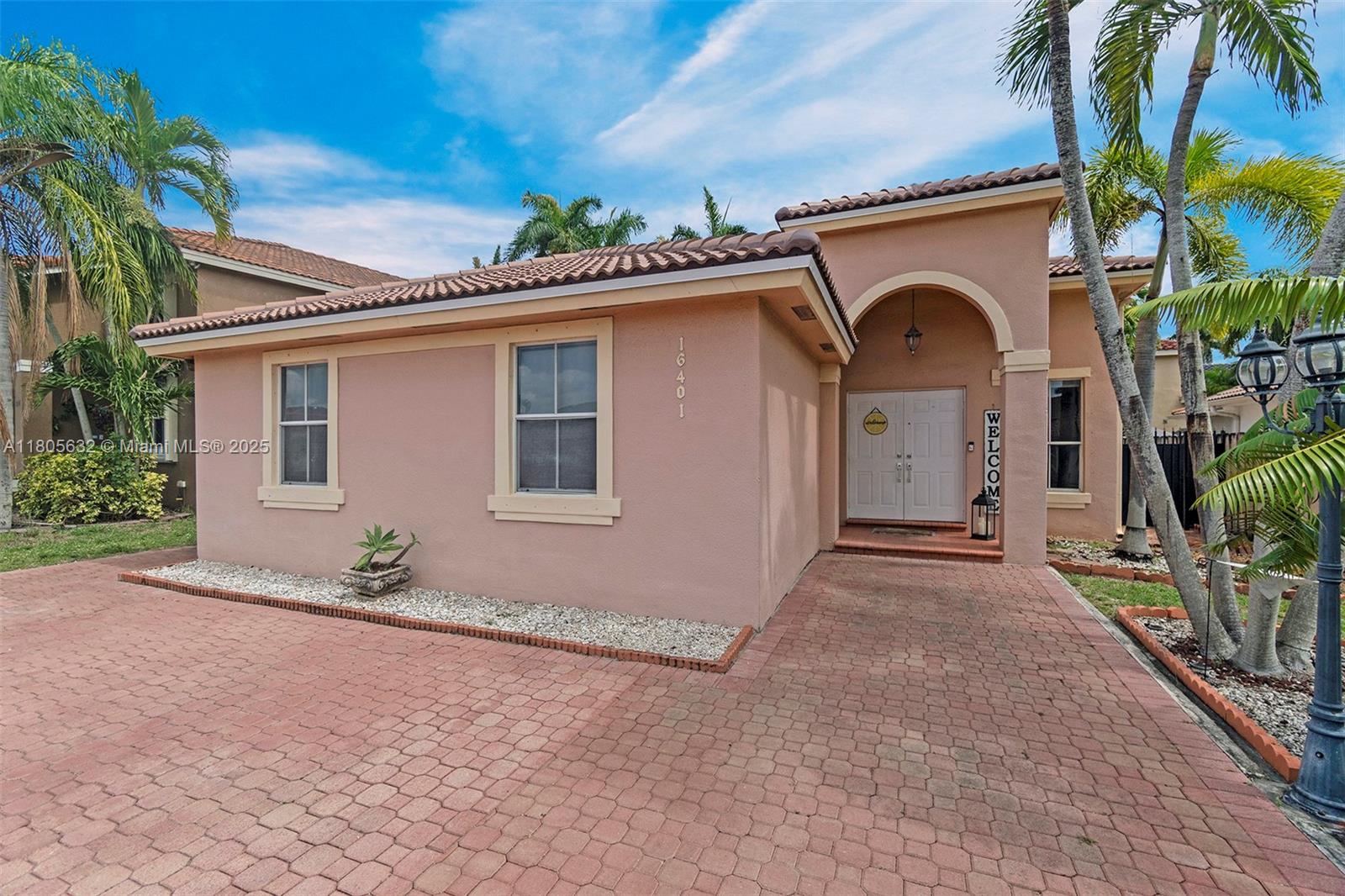 16401 SW 94th St, Miami, Florida image 2