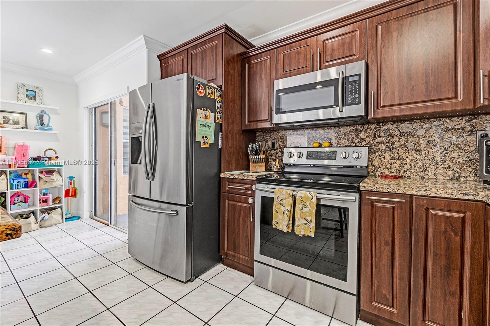 16401 SW 94th St, Miami, Florida image 7